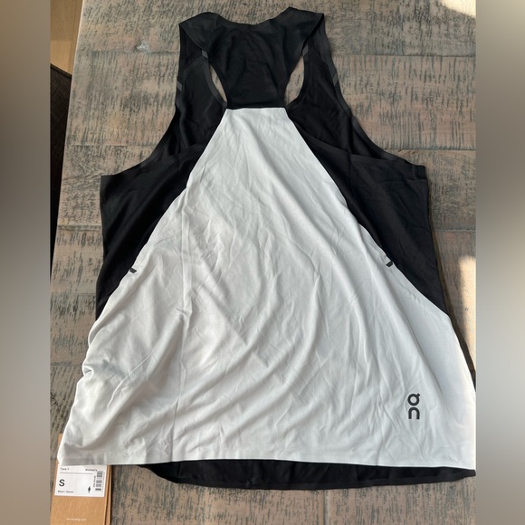 Tank - Picture 2 of 7